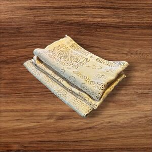 Vintage Yellow Lace Tablecloth 56x99 Cottagecore Farmhouse Wedding Table Cover